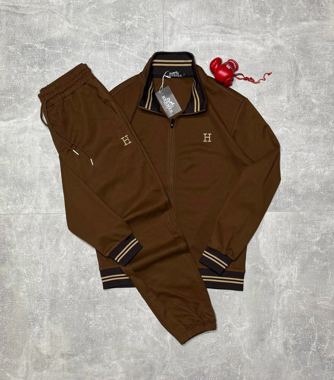 спортивные костюмы brunello cucinelli,спортивные костюм,мужской спортивный костюм,спортивные костюмы для мужчин