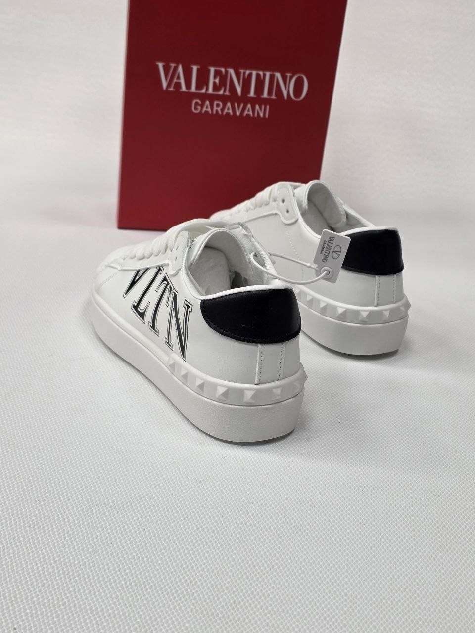 valentino кроссовки женские,кроссовки valentino,кеды valentino,кеды valentino женские,кеды valentino garavani