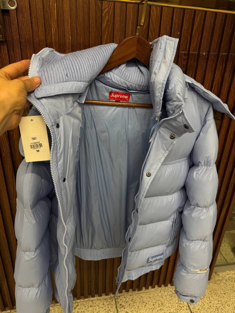 пуховик moncler madeira мужской зимняя куртка с капюшоном,dsquared2 пуховик мужской,куртка зимняя мужская,куртка зимняя пуховик мужской,зимняя куртка пуховик