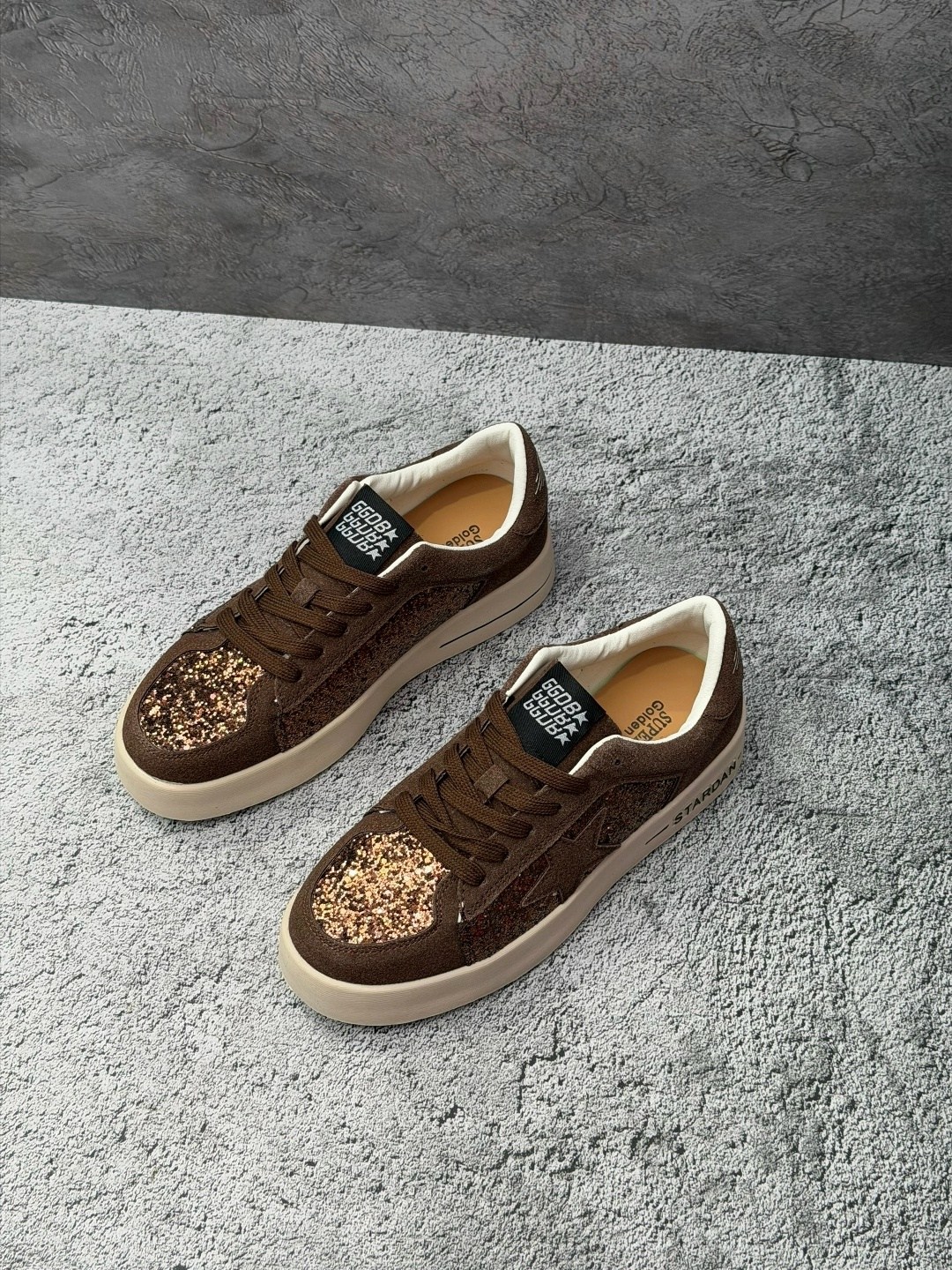 , женская,кеды golden goose,обуви,кроссовки golden goose с пайетками на платформе