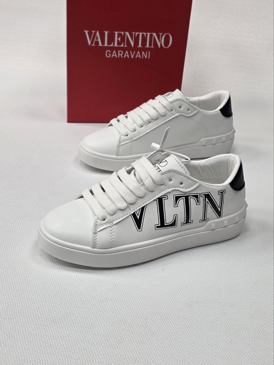 valentino кроссовки женские,кроссовки valentino,кеды valentino,кеды valentino женские,кеды valentino garavani