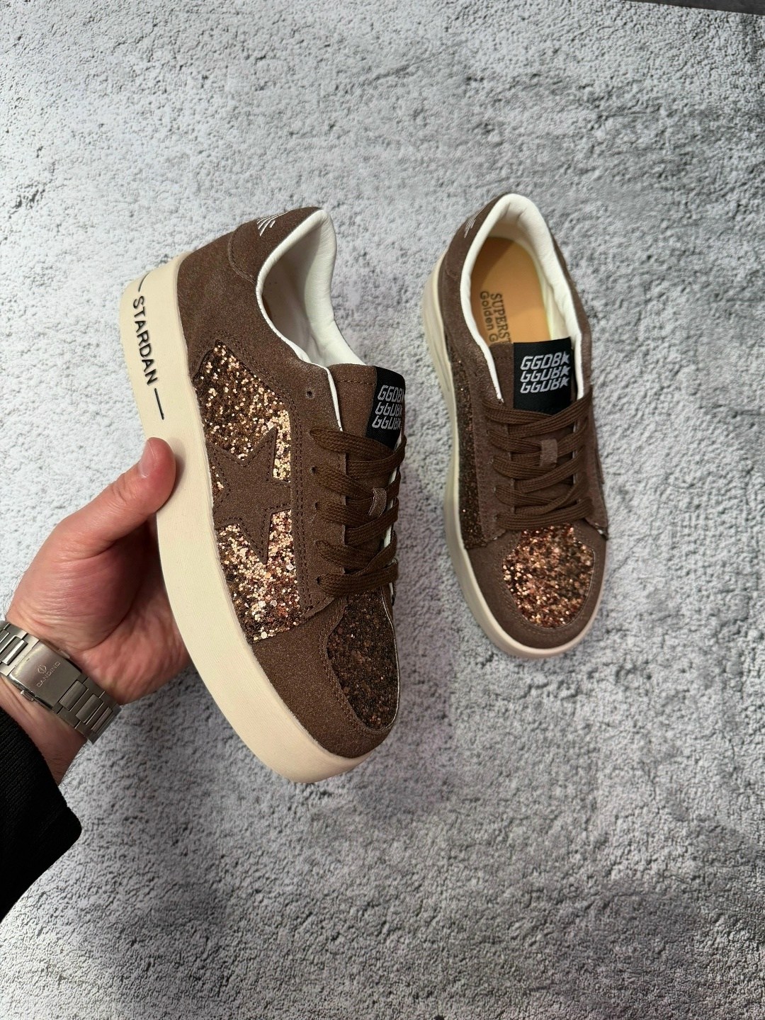 , женская,кеды golden goose,обуви,кроссовки golden goose с пайетками на платформе