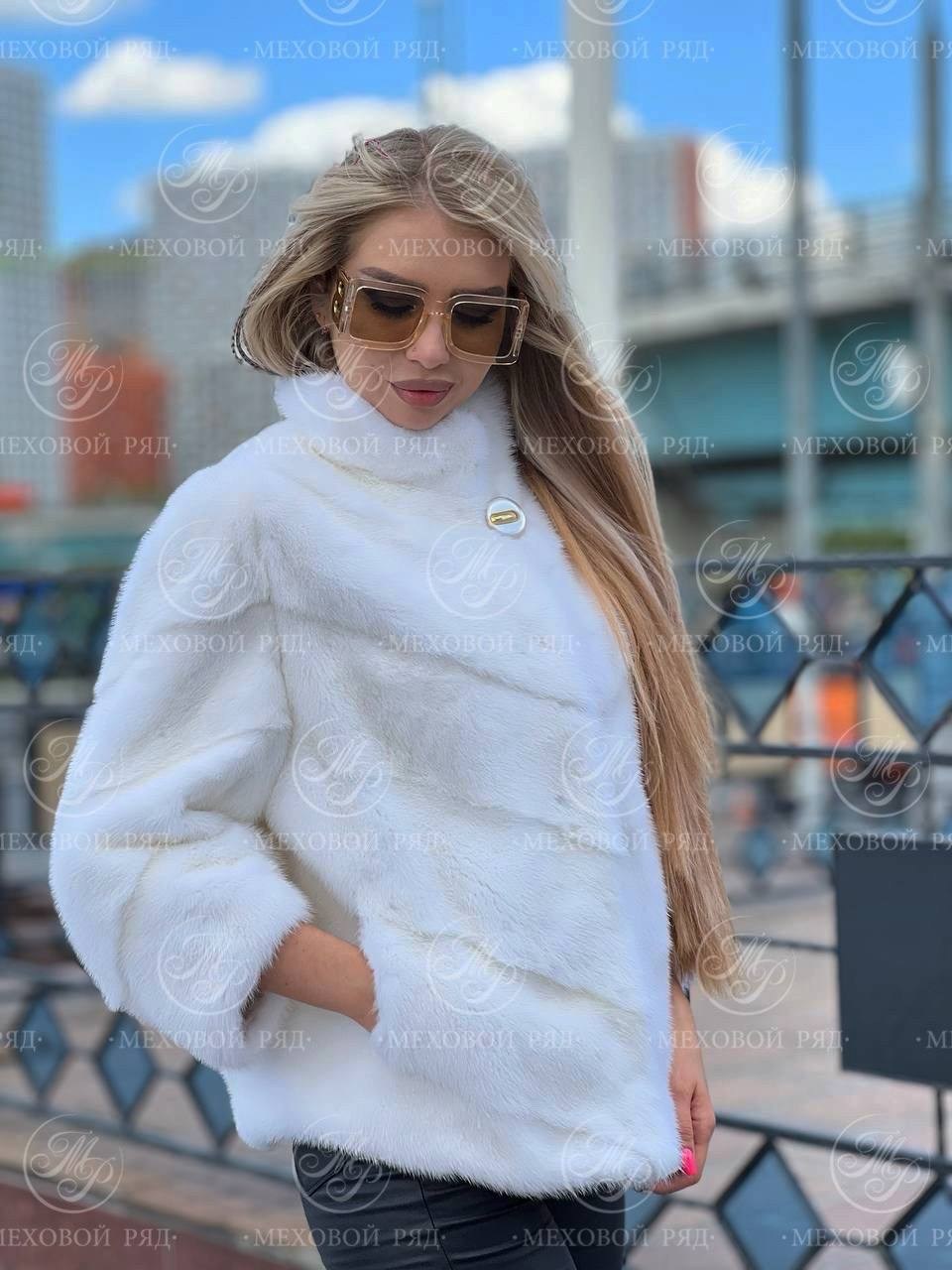 короткая белая норковая шуба,белая норковая шуба автоледи,белая норковая шуба модель рубашка,полушубки белые норка,шубка из меха европейской норки