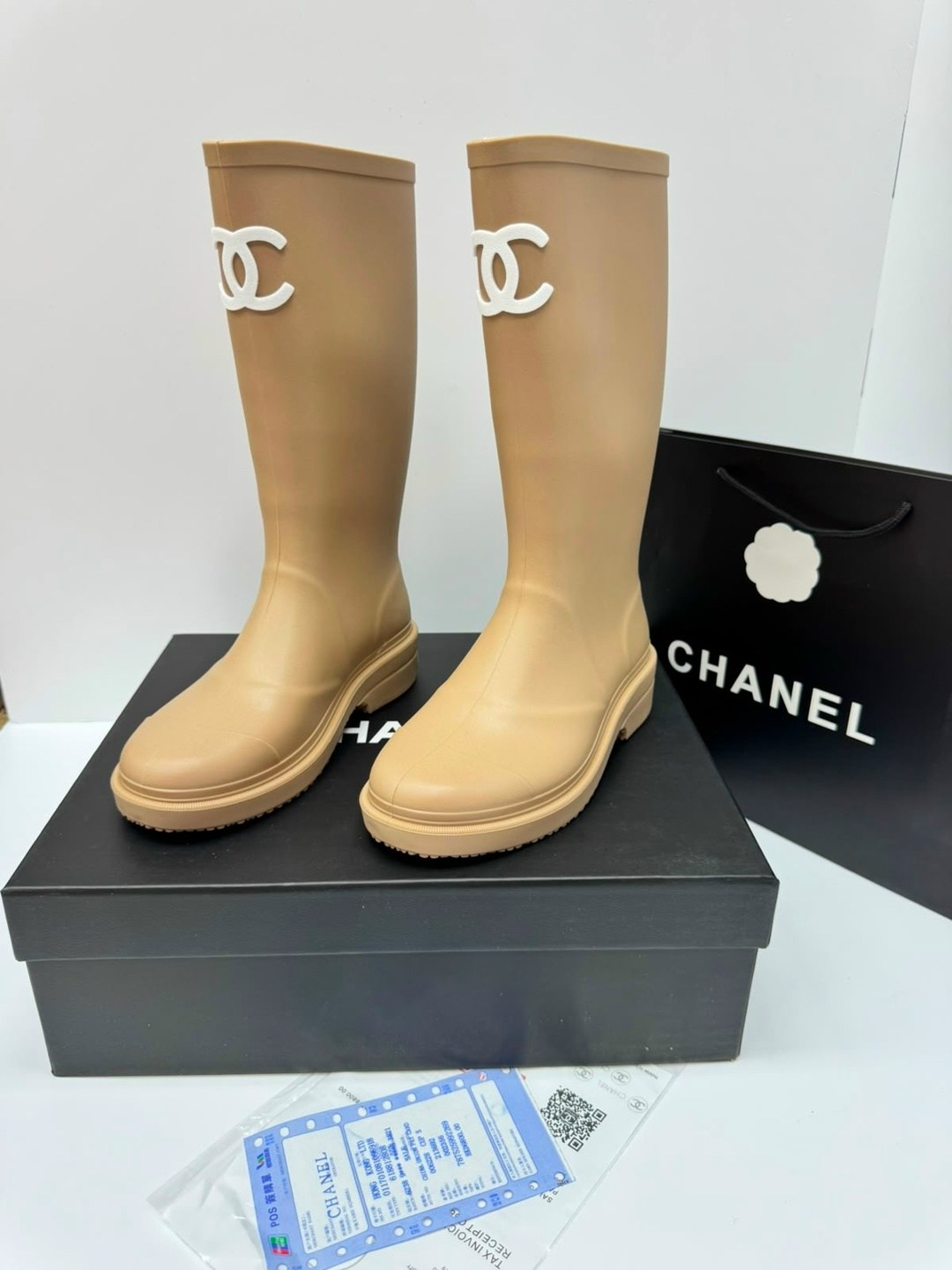 резиновые сапоги шанель,резиновые сапоги chanel,сапоги chanel,сапоги шанель,резиновые сапоги