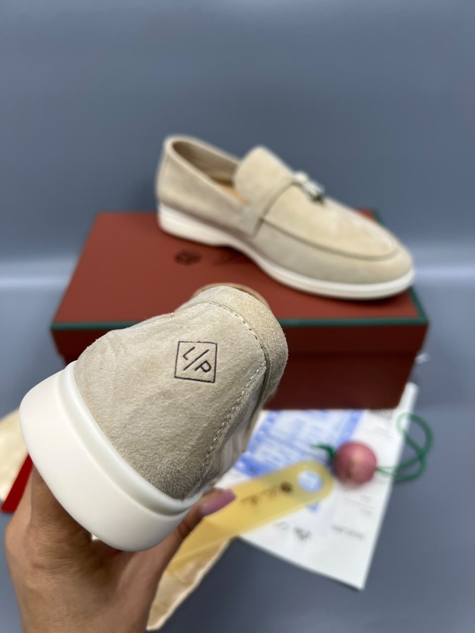 лоферы loro piana,loro piana лоферы женские,лоро пиано лоферы,замшевые женские лоферы loro piana,лоро пиана лоферы