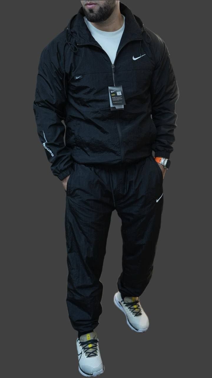 костюм спортивный nike,спортивный костюм от фирмы ni e,спортивный костюм мужской nike,костюм широкие спортивный плащевка nike isalino,мужская спортивная одежда
