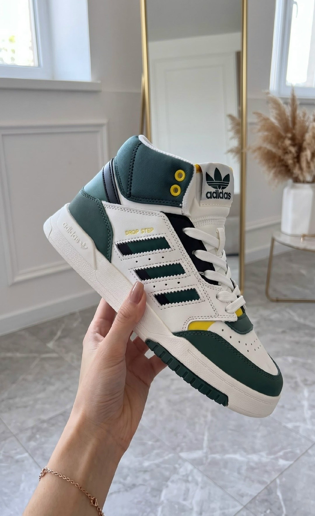 кроссовки adidas,кроссовки adidas original,кроссовки adidas мужские,кроссовки мужские женские adidas,adidas кроссовки adidas