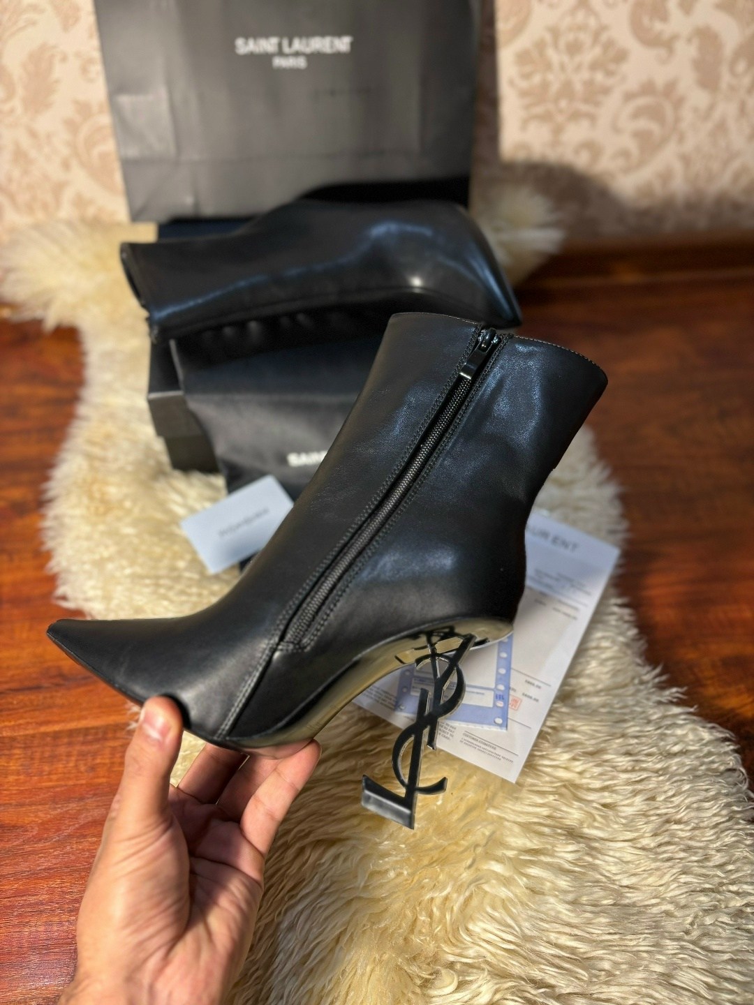 ботильоны saint laurent,полусапоги saint laurent,saint laurent,ботильоны yves saint laurent,ботильоны saint laurent черный