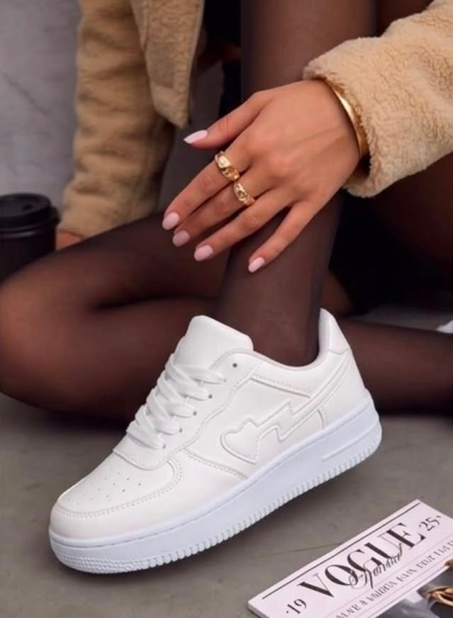кроссовки nike air force 1 форсы белые кеды,женские кроссовки nike air force 1,кроссовки женские nike air force 1 shadow,кросcовки nike air force 1,кроссовки женскиe