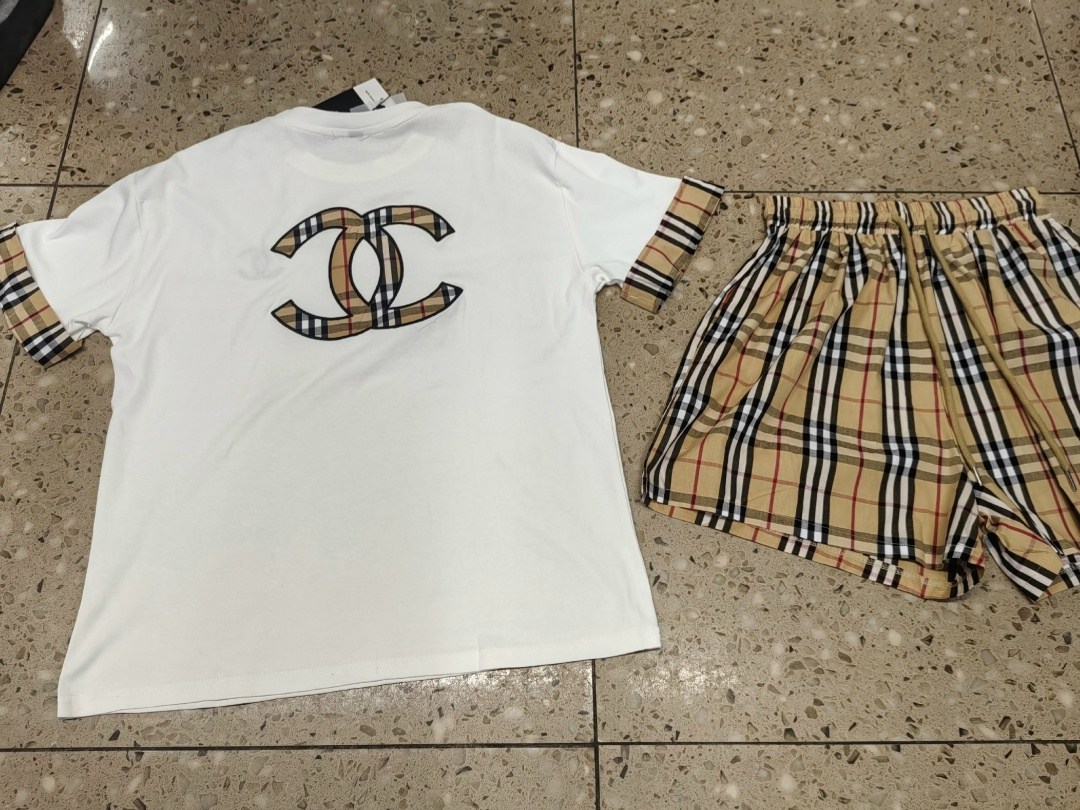 комплект одежды burberry,костюм детский,комплект одежды девочке,костюм для девочек