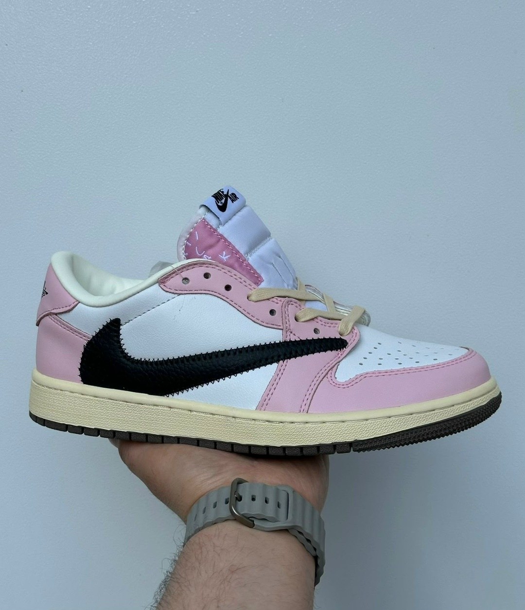 travis scott x air jordan 1 low sail shy pink,кроссовки travis scott x air jordan 4 retro,travis scott x air jordan 1 low og sail/shy pink,nike air jordan 1 low x travis scott sail shy pink,кеды travi