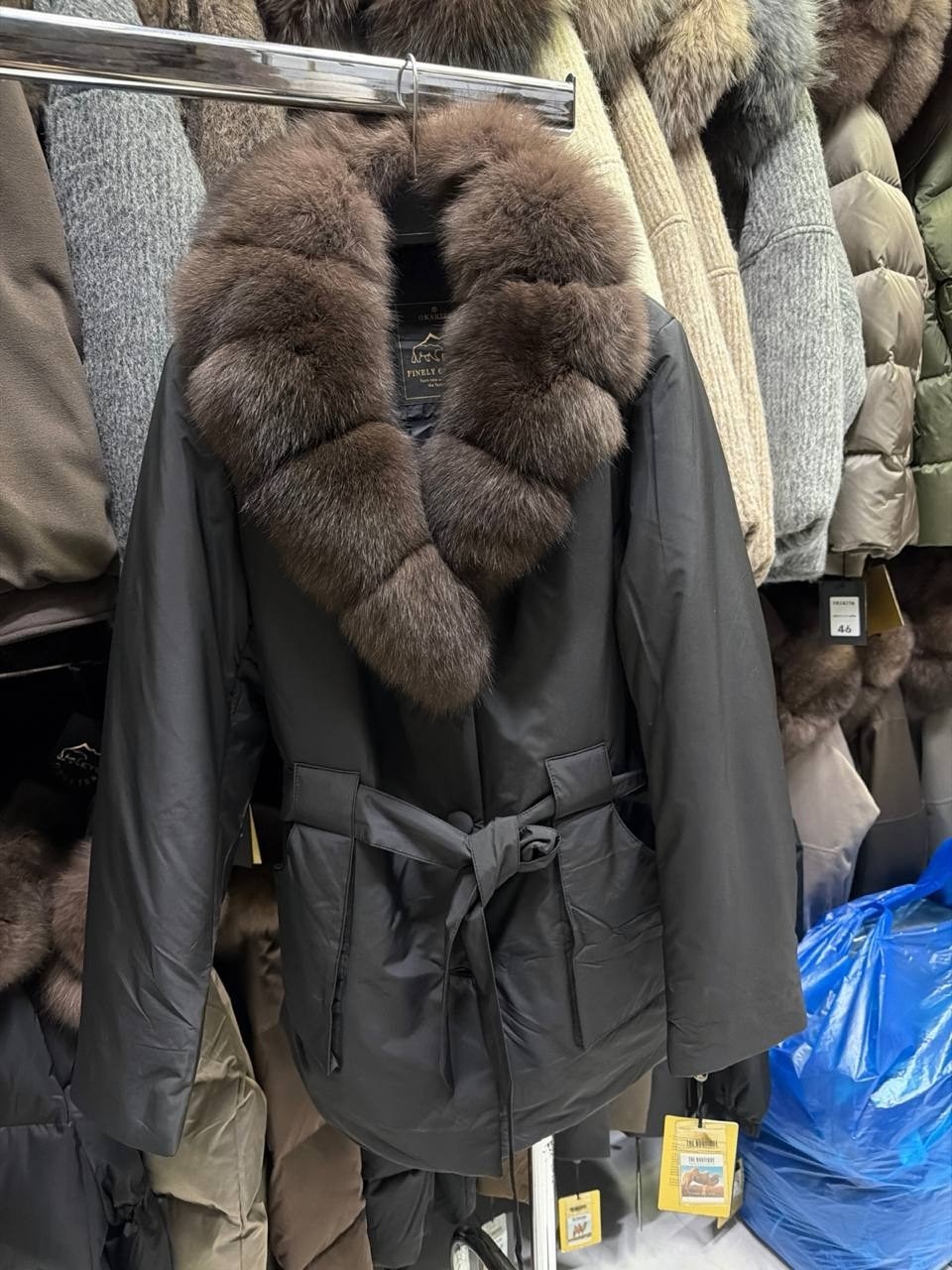 парка с натуральным мехом,парки с мехом песца,парки с песцом,парка с мехом,зеленая парка с мехом