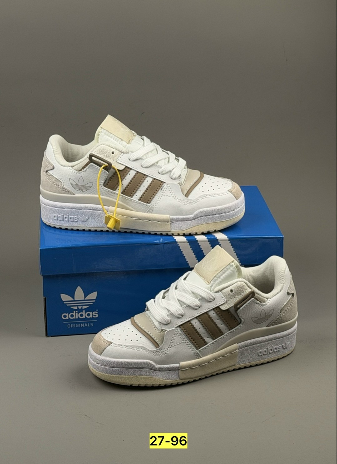 кроссовки adidas,кроссовки женские adidas,кроссовки адидас женские 2026,кроссовки adidas forum low 84,кроссовки мужские женские adidas