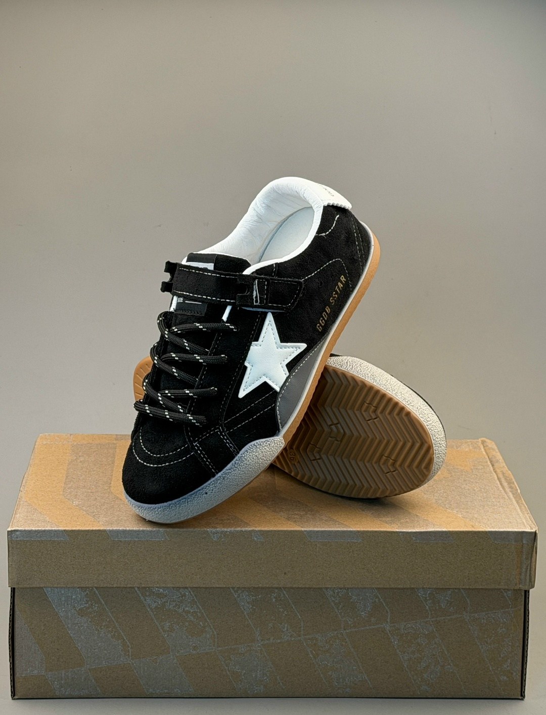 , женская,golden goose кроссовки,кеды golden goose,обуви