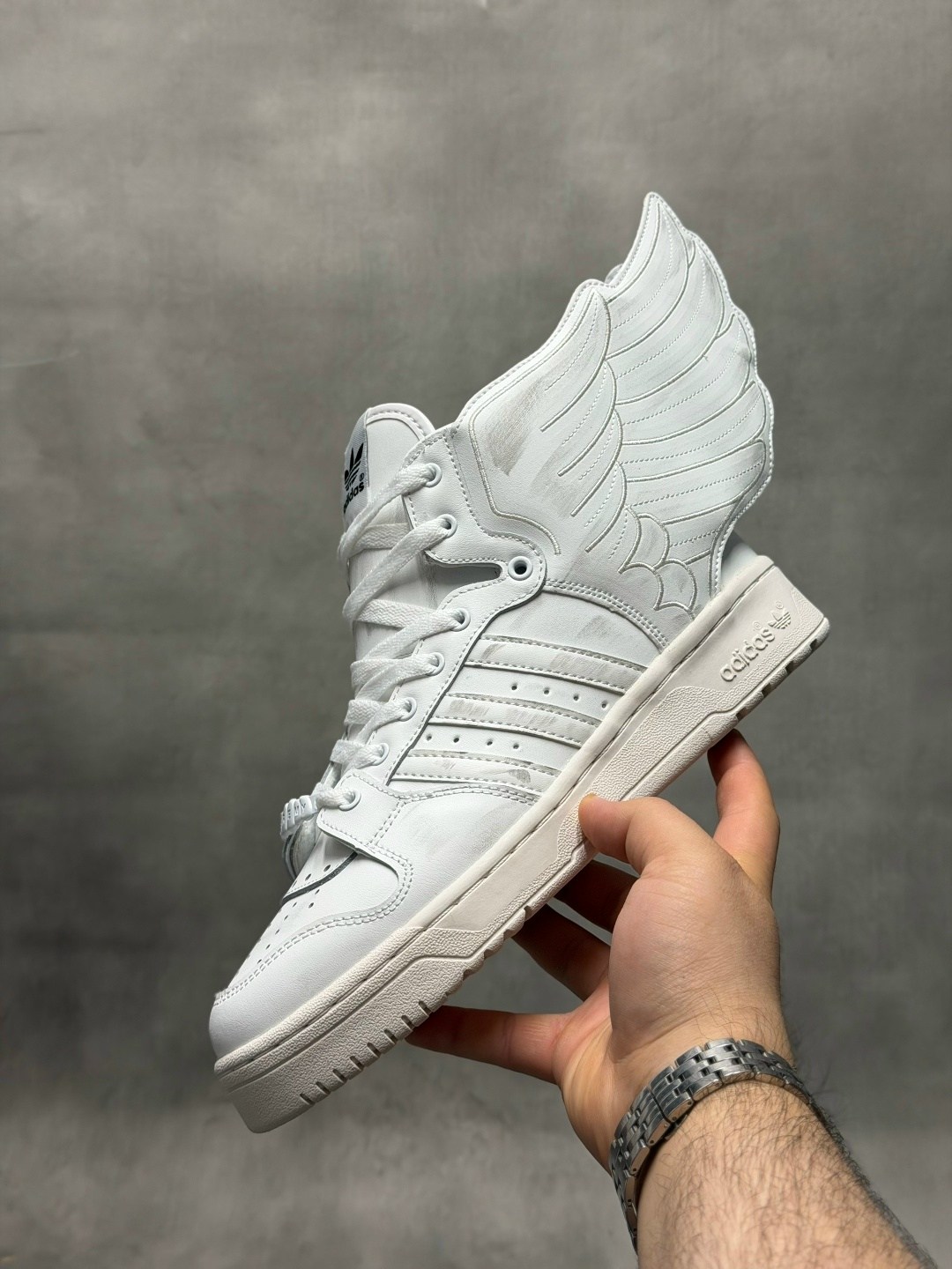 adidas jeremy scott wings 2.0,adidas jeremy scott money wings 2.0,adidas wings 2.0 x jeremy scott money,adidas jeremy scott wings,adidas x jeremy scott js wings 2.0 money g95773