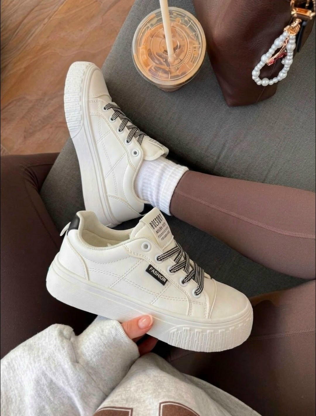 кроссовки женскиe,, спортивная,кроссовки повседневные, женская