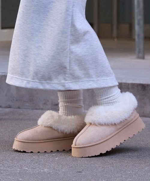 ,женские угги,угги женские ugg,ugg женские,бежевые тапочки на платформе с мехом