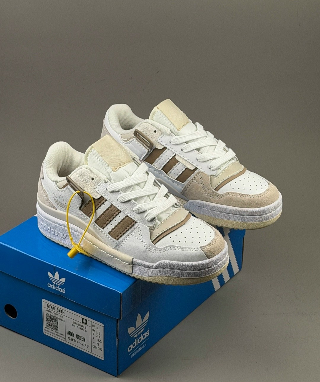 кроссовки adidas,кроссовки женские adidas,кроссовки adidas original,кроссовки мужские женские adidas,кроссовки мужские adidas