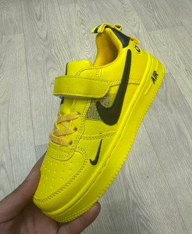 Кроссовки