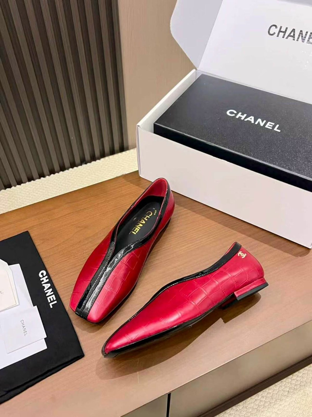 балетки chanel,туфли chanel,лоферы chanel,босоножки chanel,красные лоферы chanel