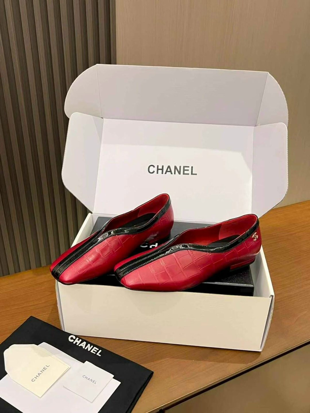 балетки chanel,туфли chanel,лоферы chanel,босоножки chanel,красные лоферы chanel