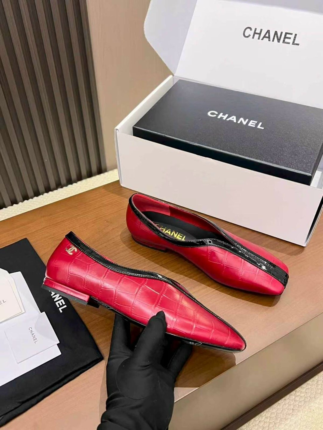 балетки chanel,туфли chanel,лоферы chanel,босоножки chanel,красные лоферы chanel