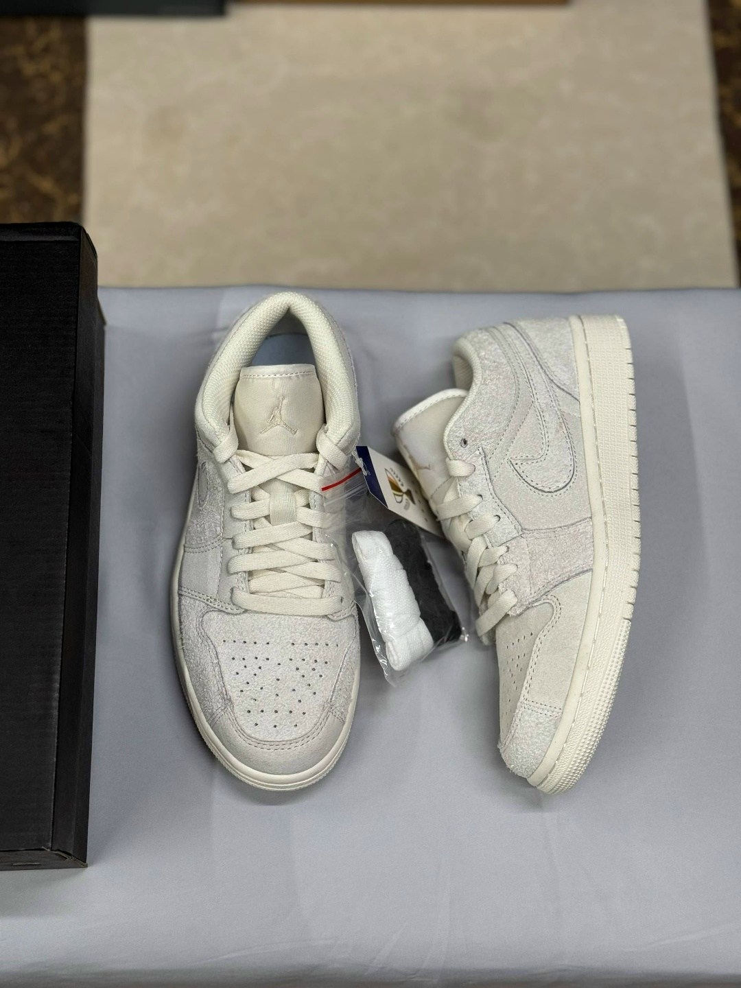 nike air jordan 1 low,nike air jordan 1 low se,air jordan 1 low triple white,nike air jordan 1 low se craft,air jordan 1 low