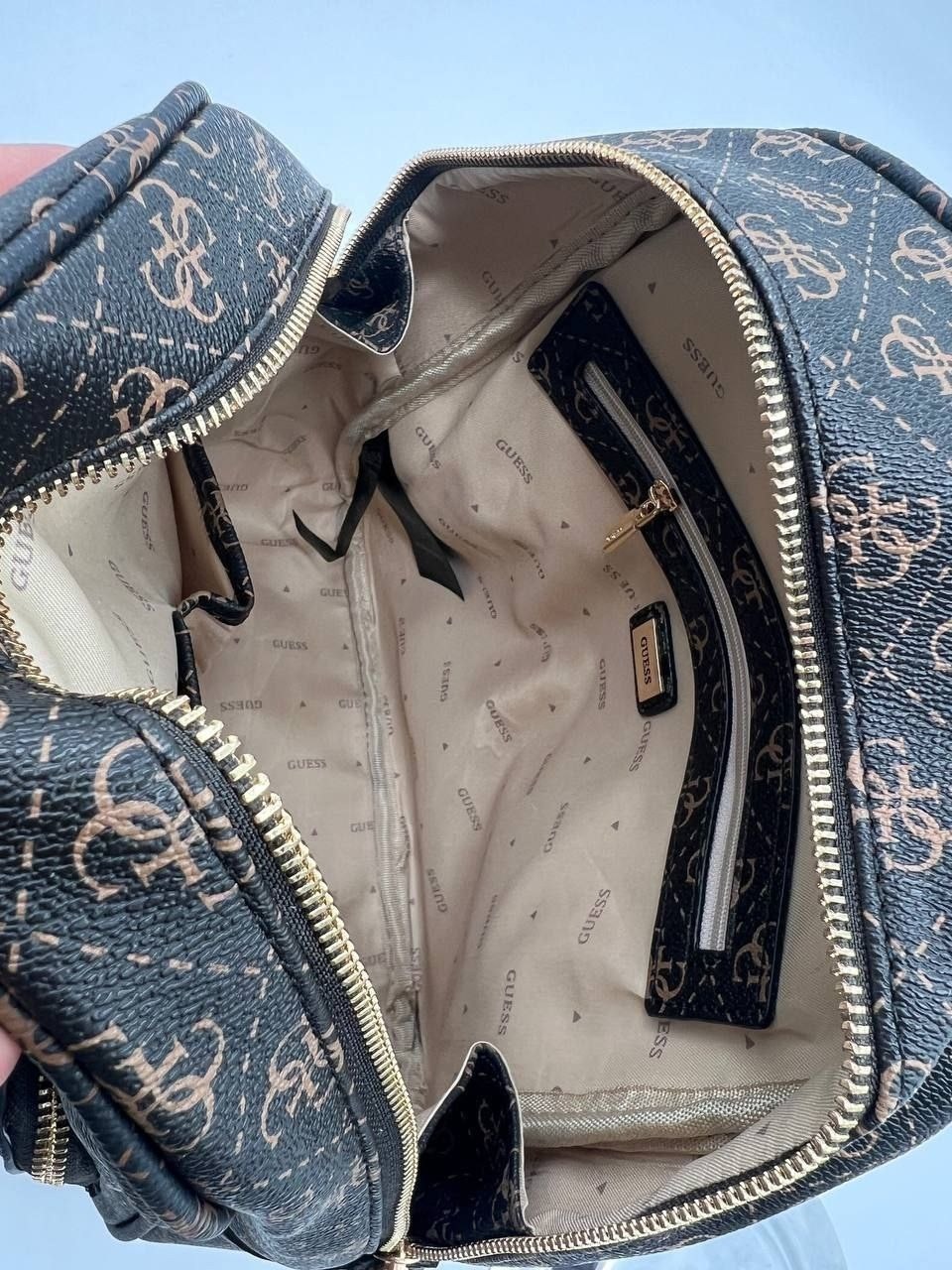 рюкзак guess,женский рюкзак guess,коричневый рюкзак guess,рюкзак guess рюкзак guess,рюкзак женский guess hwql6994310 коричневый