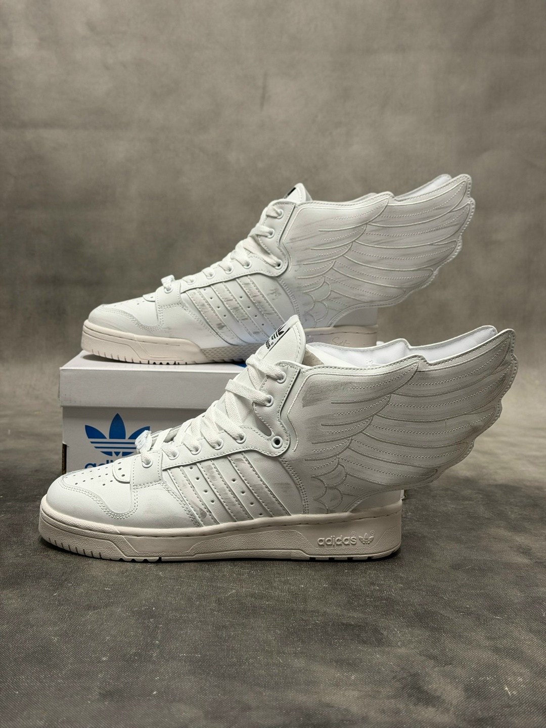 adidas jeremy scott wings 2.0,adidas jeremy scott money wings 2.0,adidas wings 2.0 x jeremy scott money,adidas jeremy scott wings,adidas x jeremy scott js wings 2.0 money g95773