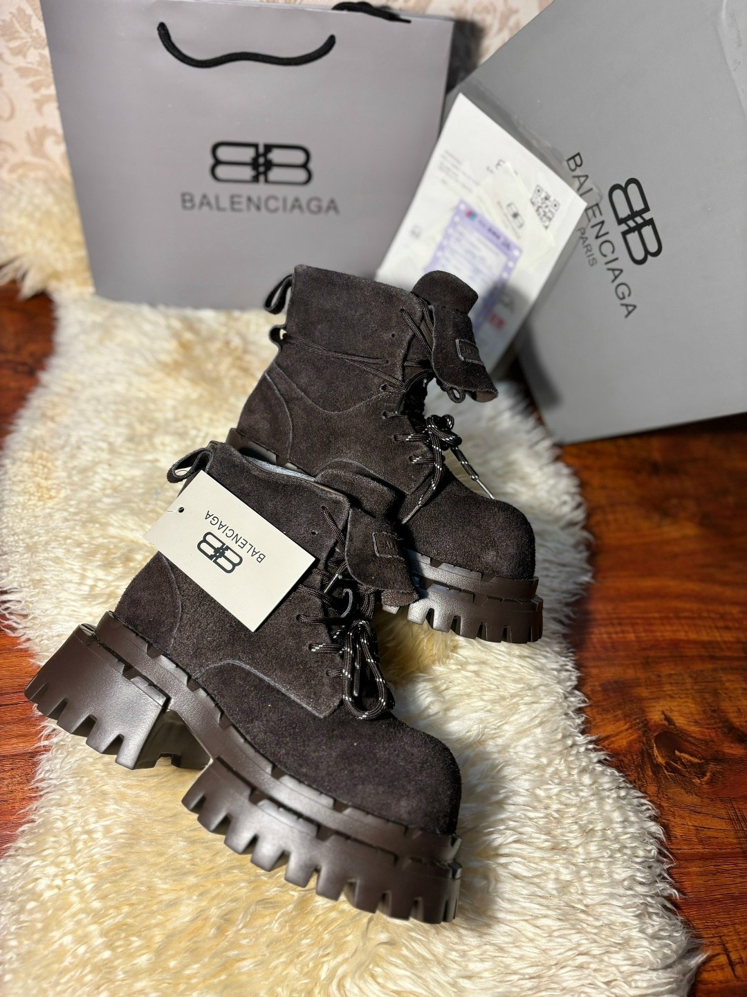 ботинки осенние баленсиага balenciaga цвет пурпурно-розовый,ботинки осенние balenciaga,ботинки осенние balenciaga balenciaga розово-пурпурный,ботинки balenciaga,женские ботинки balenciaga