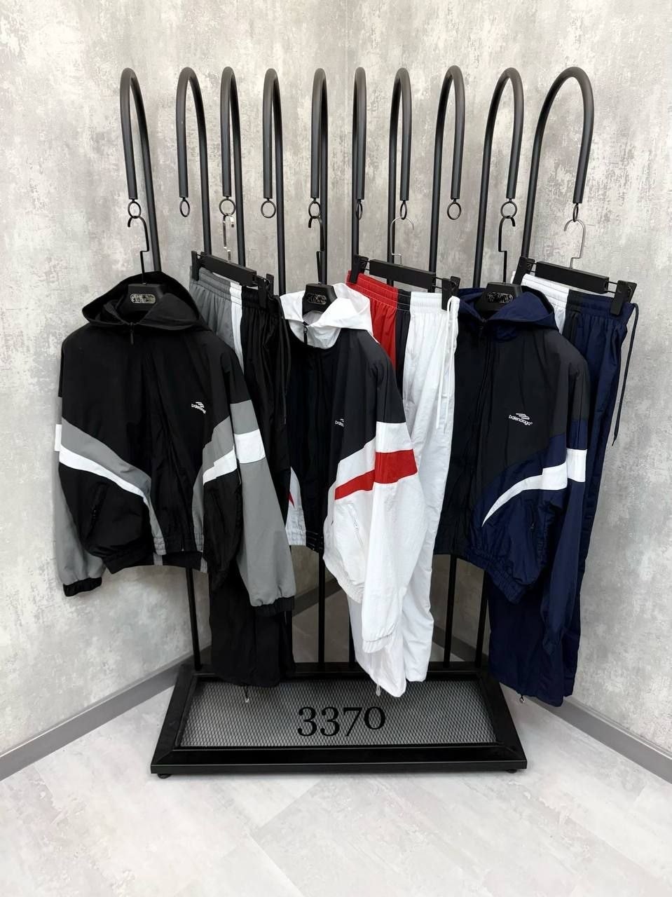 спортивный костюм nike,спортивные костюмы адидас,спортивный костюм nike артикул 4889 плащевка,спортивный костюм,костюм спортивный плащевка nike