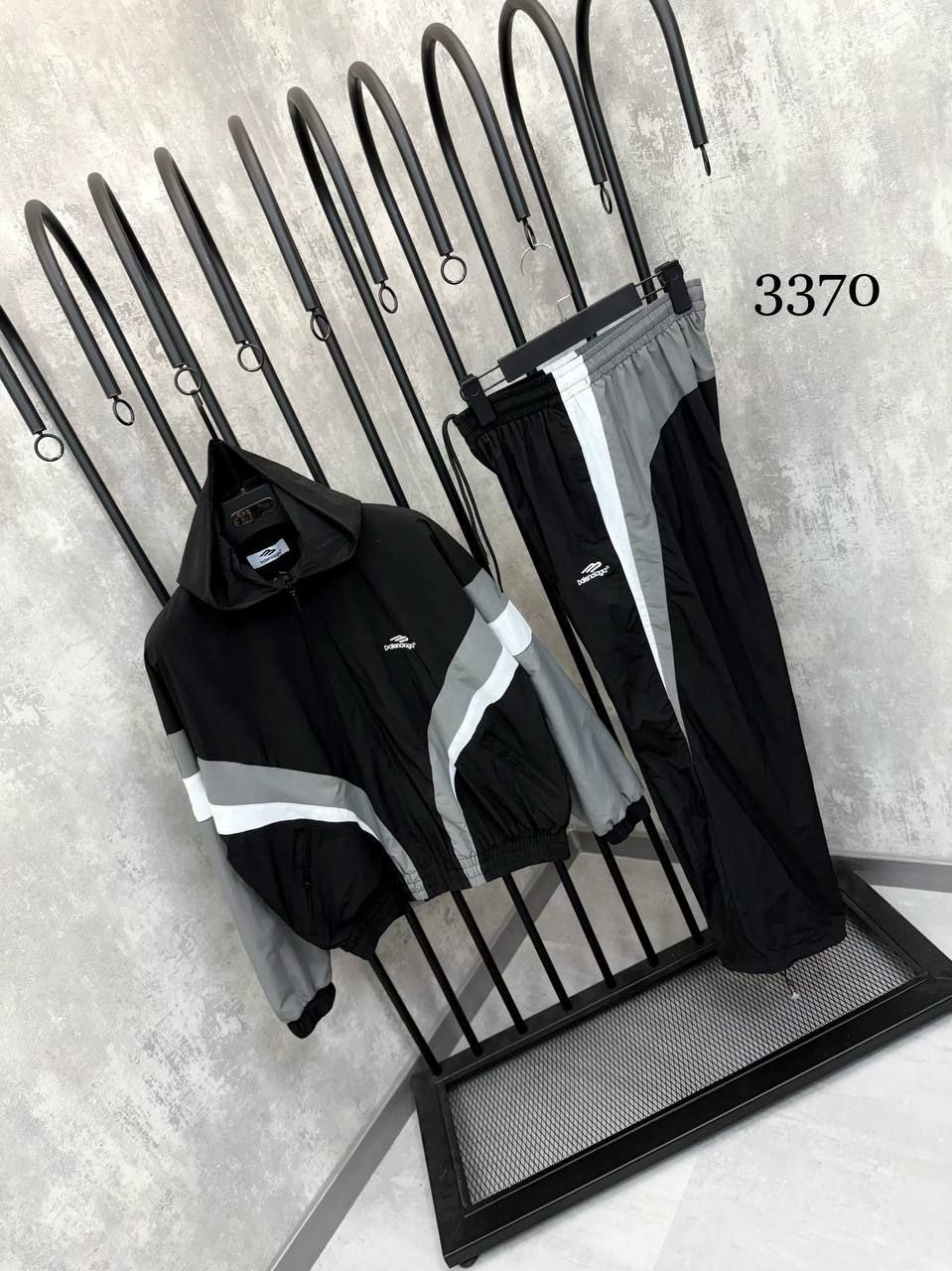 спортивный костюм nike,спортивные костюмы адидас,спортивный костюм nike артикул 4889 плащевка,спортивный костюм,костюм спортивный плащевка nike