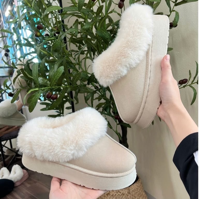 ,женские угги,угги женские ugg,ugg женские,бежевые тапочки на платформе с мехом