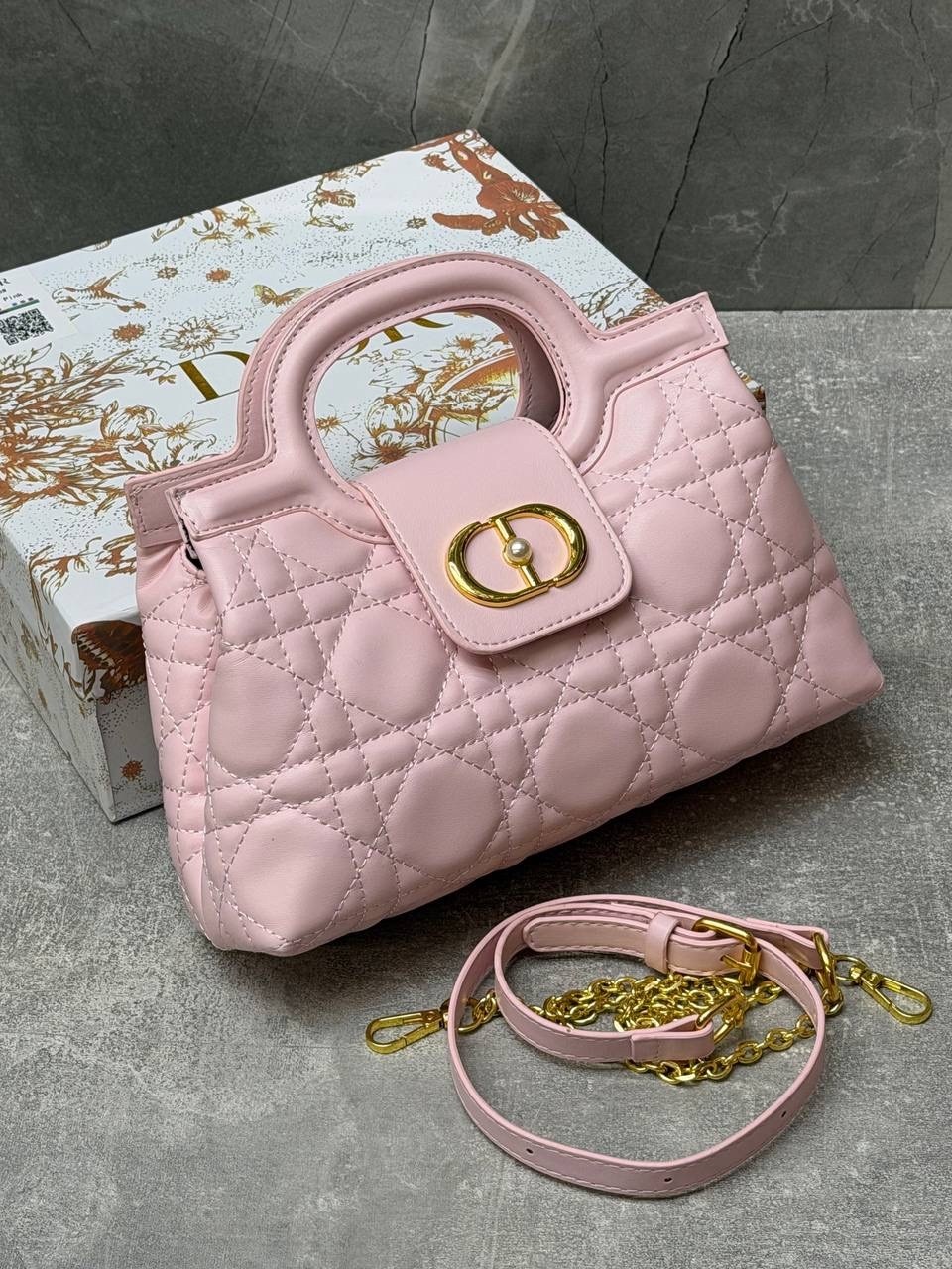 dior сумка,сумка,диор сумка,сумка dior женская,christian dior сумка