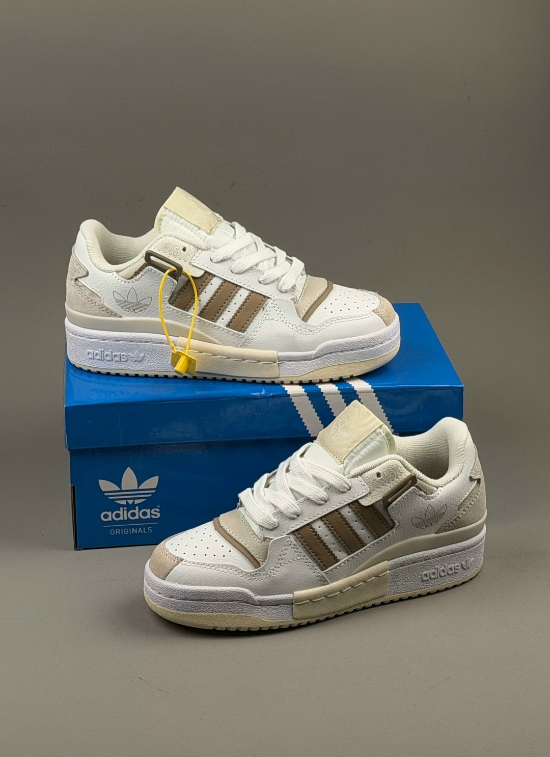 кроссовки adidas,кроссовки женские adidas,кроссовки adidas original,кроссовки мужские женские adidas,кроссовки мужские adidas