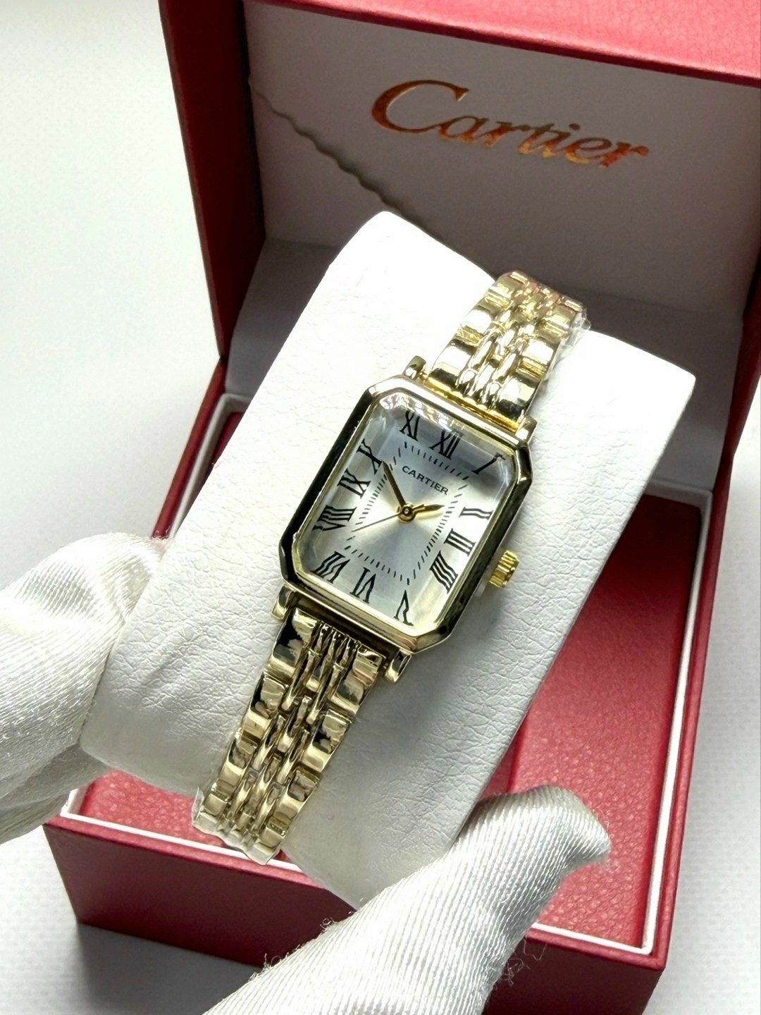 часы женские cartier,женские наручные часы cartier,женские часы,часы картье,cartier наручные часы