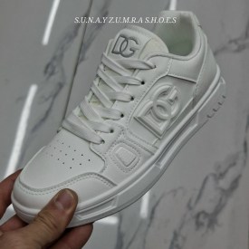 Кроссовки