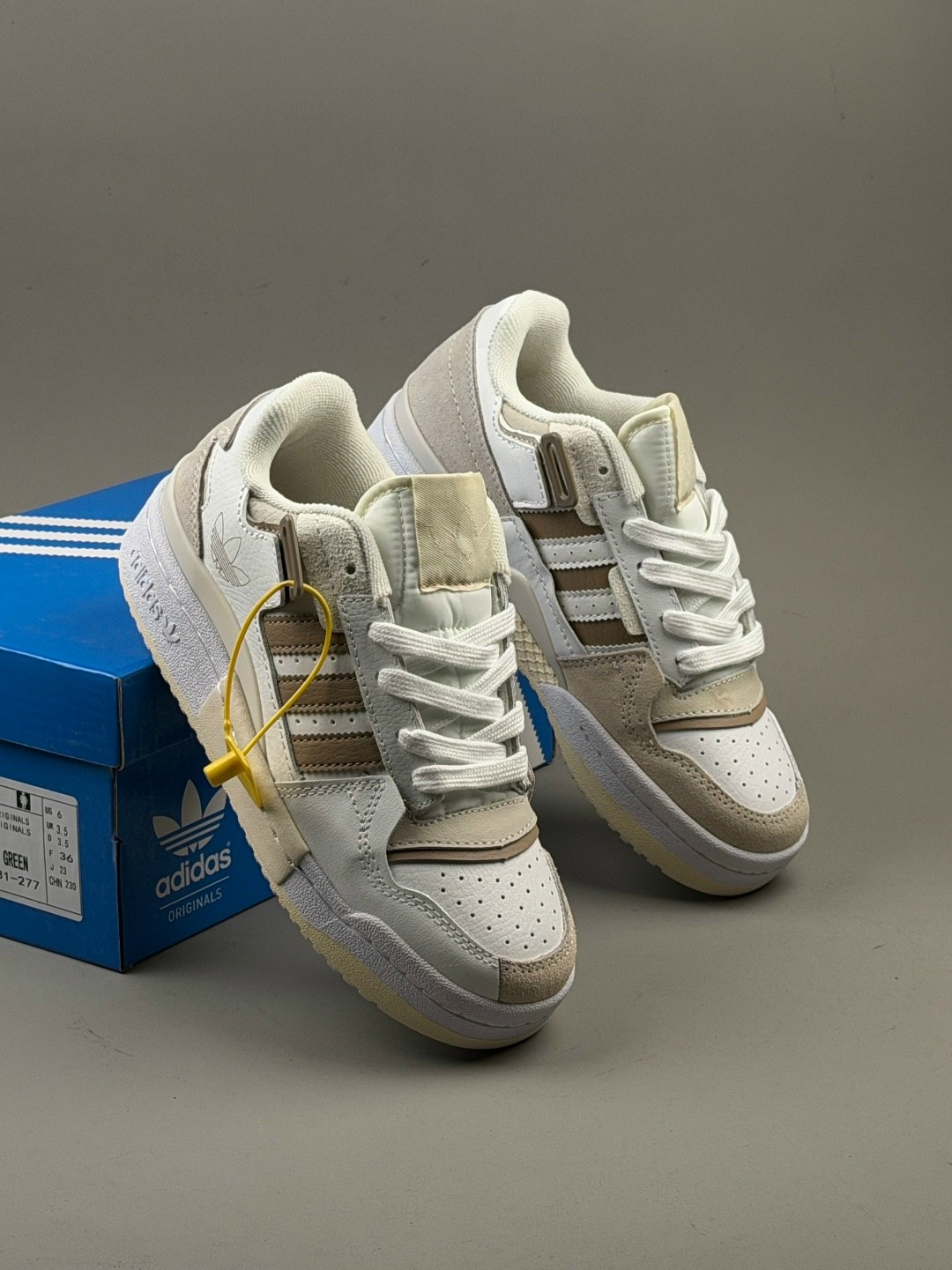 кроссовки adidas,кроссовки женские adidas,кроссовки adidas original,кроссовки мужские женские adidas,кроссовки мужские adidas