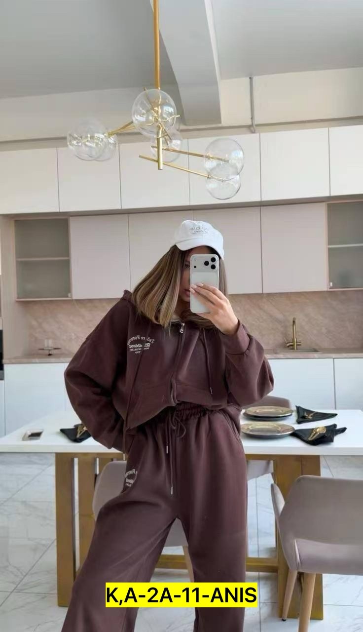 спортивные костюмы женские,loro piana женский бежевый костюм premium,женский костюм loro piana,женский костюм спортивный на флисе,cпортивный костюм женский теплый