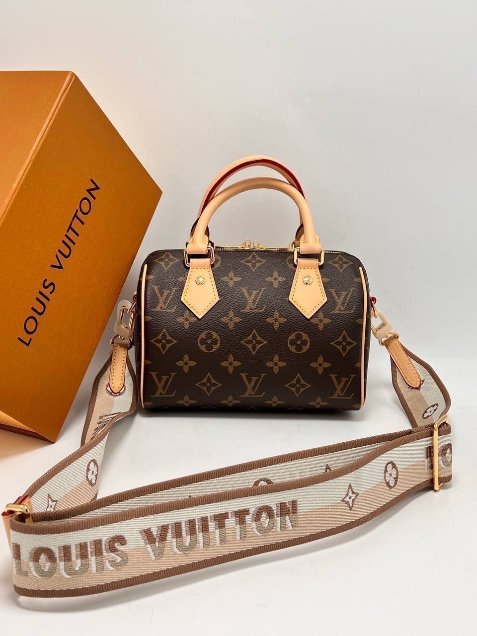 cумка louis vuitton,сумка женская louis vuitton,louis vuitton сумка на плечо,кожаная сумка louis vuitton,louis vuitton speedy