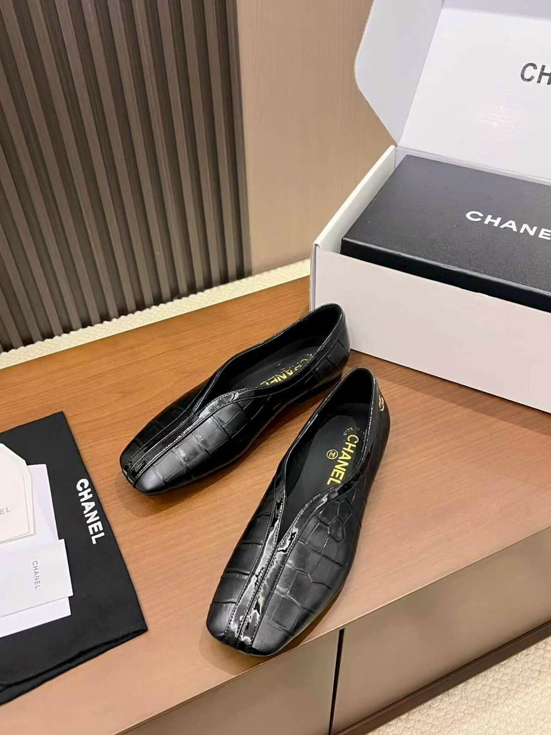 балетки chanel,туфли chanel,лоферы chanel,босоножки chanel,красные лоферы chanel
