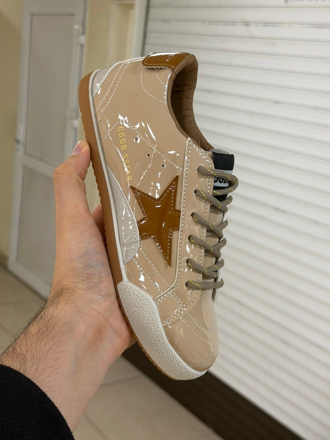golden goose кроссовки,,кеды golden goose,женские кроссовки,golden goose super star
