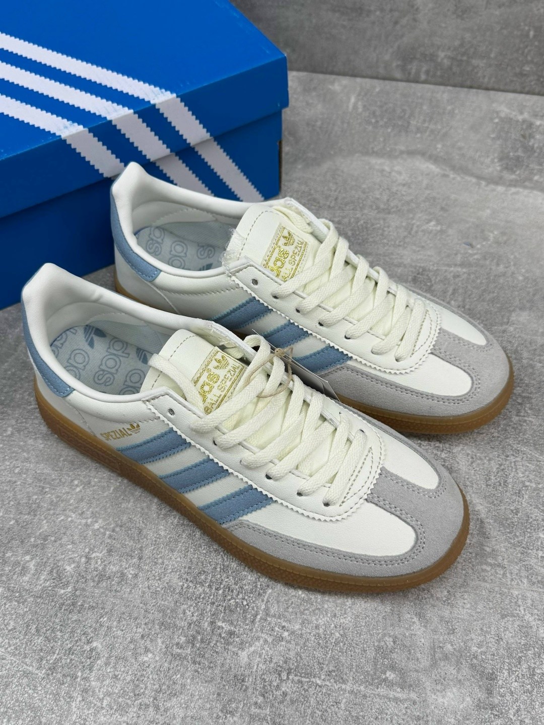 кроссовки adidas spezial,кроссовки adidas,adidas handball spezial,adidas originals кроссовки handball spezial,spezial красные кроссовки adidas