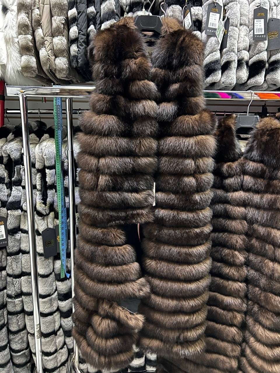 жилет из песца,жилетка из песца,меховая жилетка из песца,жилет из натурального меха песца,меховая жилетка