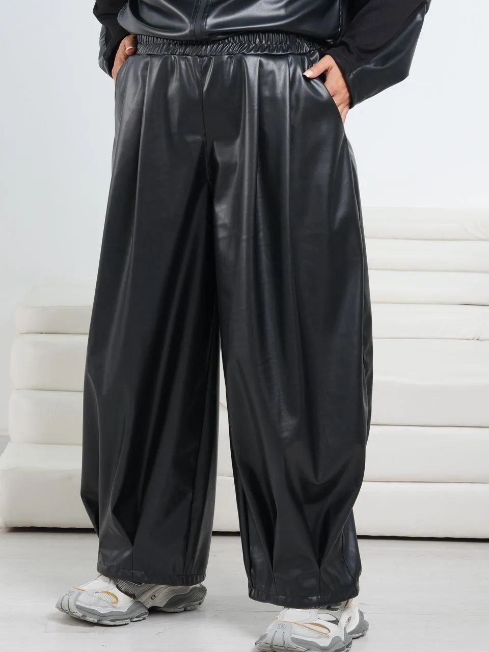 стильные костюмы,спортивные костюм,комплект костюм,кожаный спортивный костюм