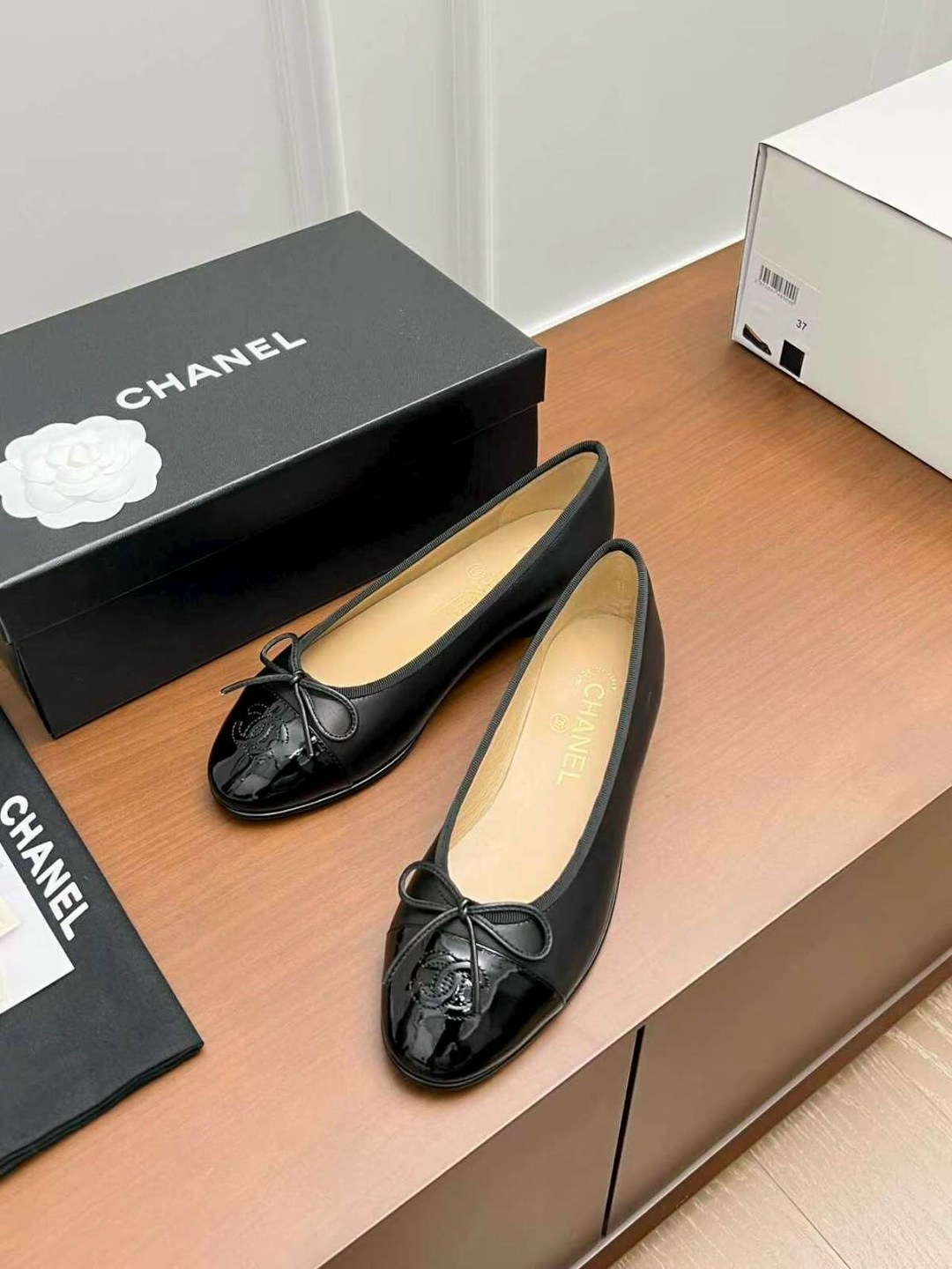балетки шанель,балетки chanel,женские кожаные балетки chanel 2026-2026 черные,балетки chanel 2026,балетки шанель люкс копия