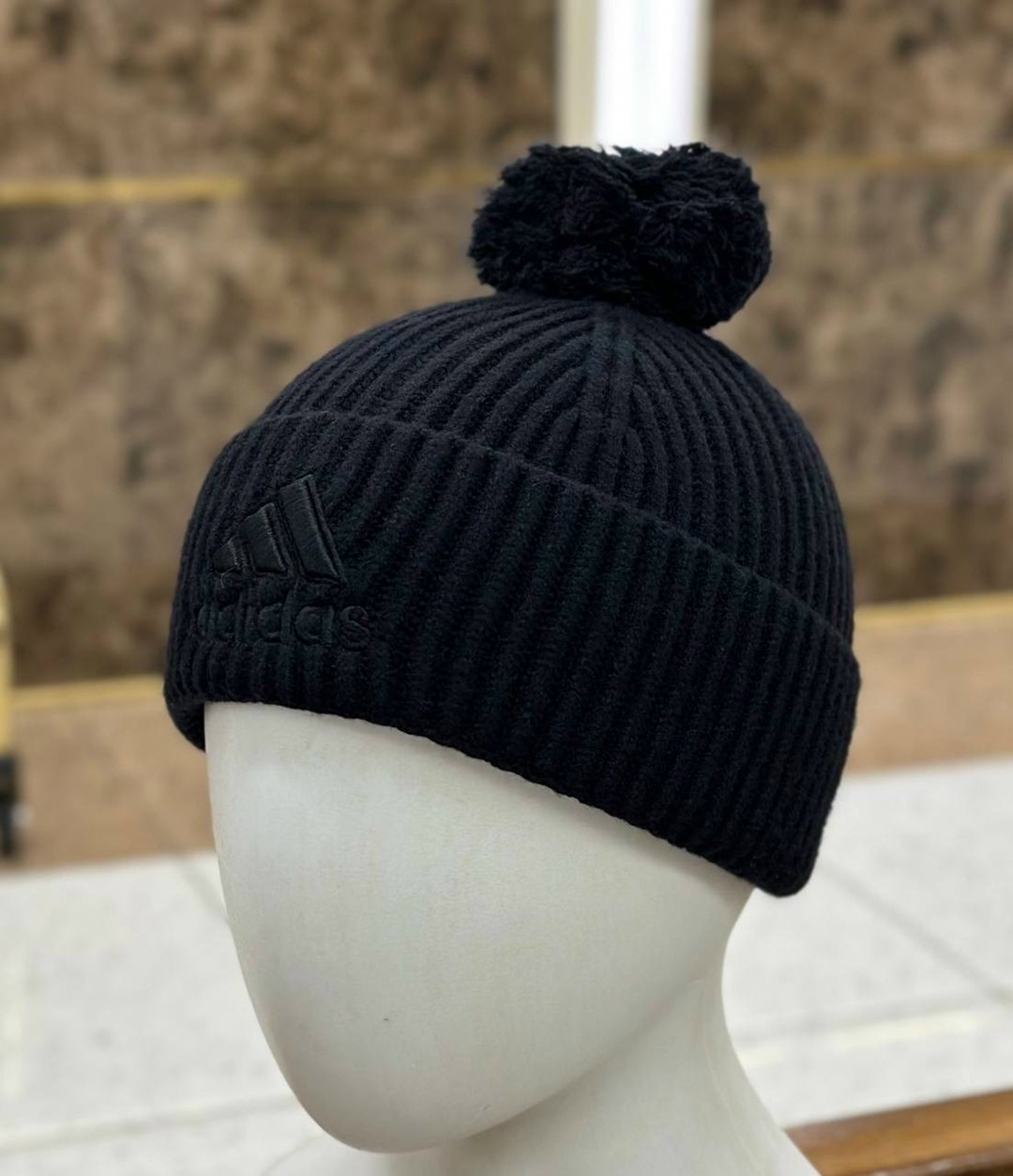 шапка adidas,шапка мужская адидас оригинал,шапка адидас красная с бомбошкой,шапка адидас,шапка бини унисекс
