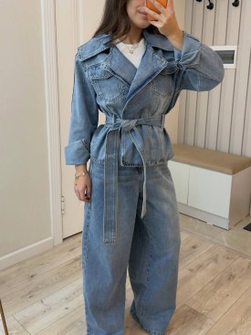Костюм