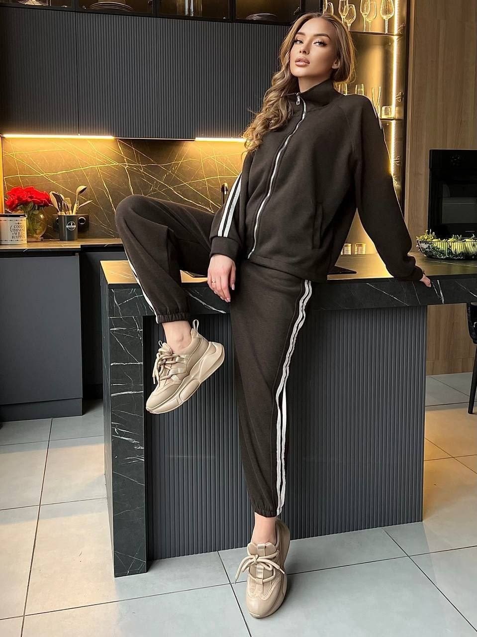 женский спортивный костюм,спортивный костюм,костюм с лампасами,костюм спортивные женские костюмы,стильные спортивные костюмы