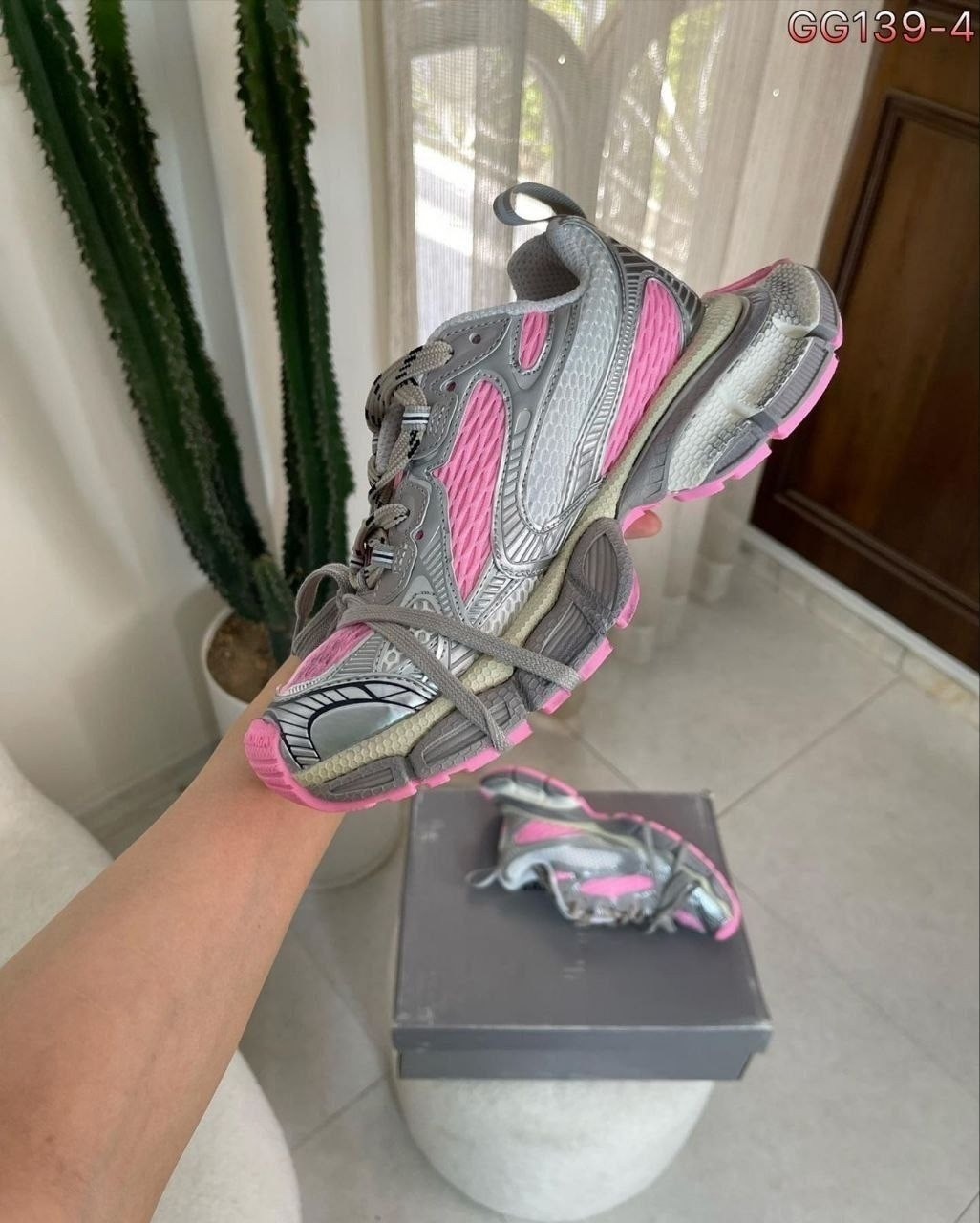 кроссовки баленсиага,кроссовки женские balenciaga,женские кроссовки balenciaga 3xl серебристые с розовым,кроссовки 3xl balenciaga серый/розовый/белый,женские кроссовки balenciaga 3xl серебристые с роз
